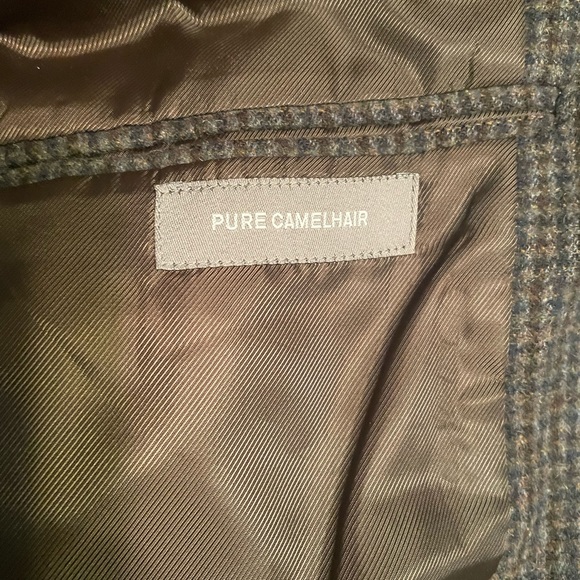 Patterned Camel Hair Sport Jacket - Picture 6 of 6